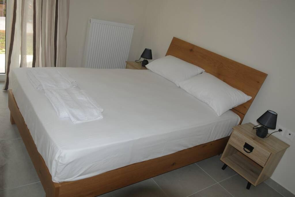 Lividio Apartment Lefkada City Ngoại thất bức ảnh