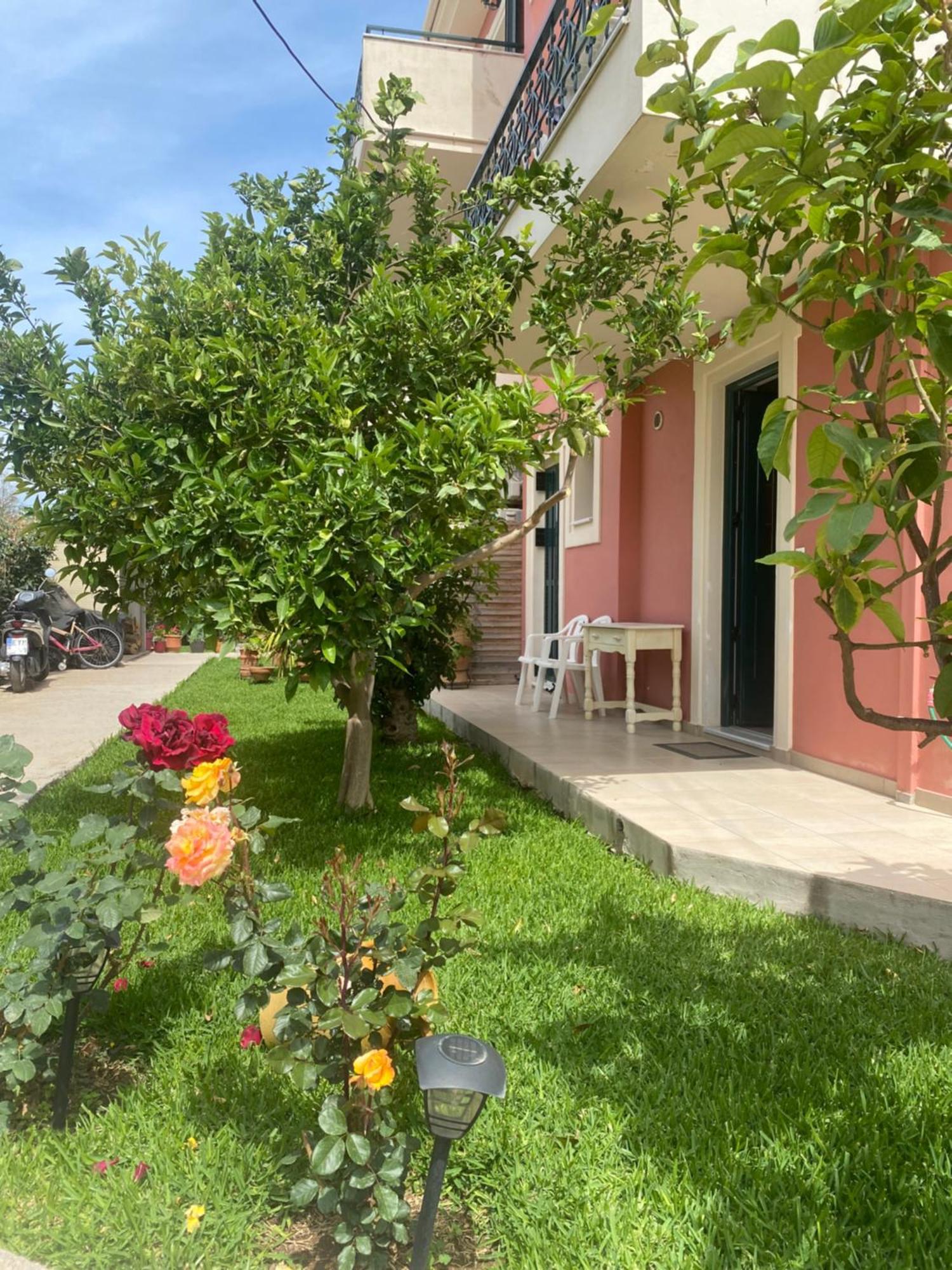 Lividio Apartment Lefkada City Ngoại thất bức ảnh
